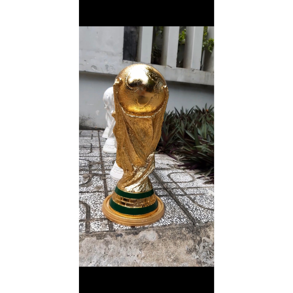 Cúp bóng đá size 26cm và 36cm
