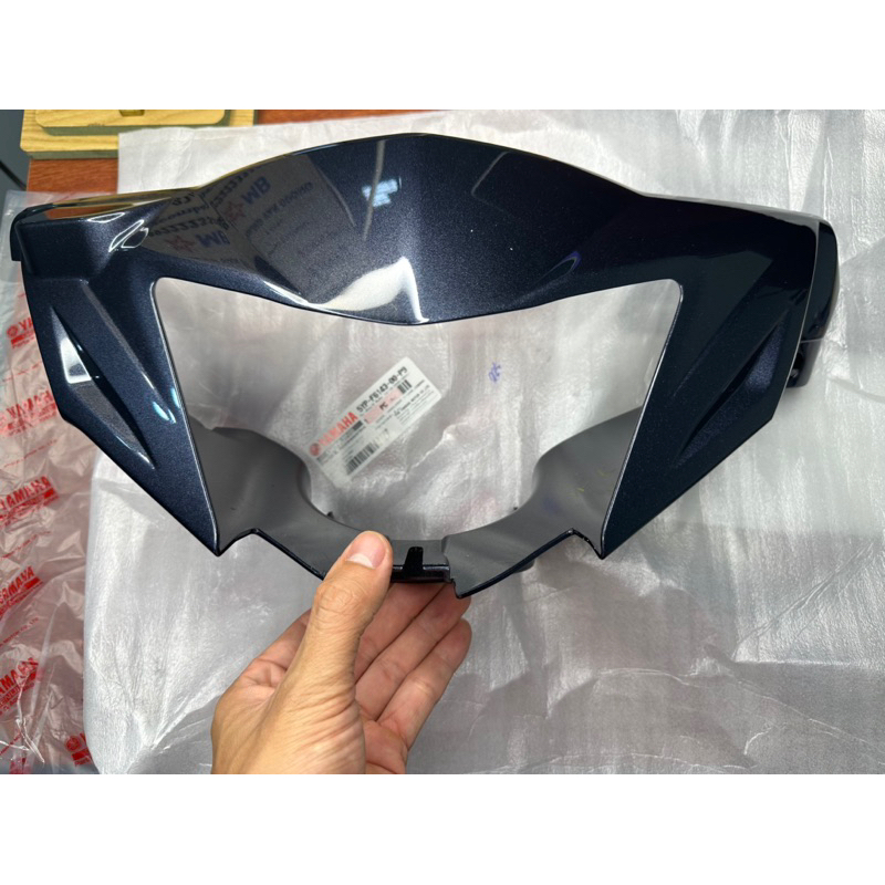 ỐP ĐẦU PHA ĐÈN SPARK 135i MÀU XÁM LÔNG CHUỘT 2013