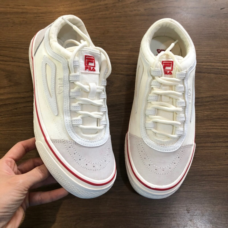 Giày 𝐅𝐈𝐋𝐀 𝐂𝐋𝐀𝐒𝐒𝐈𝐂 𝐁𝐎𝐑𝐃𝐄𝐑 𝐎𝐆 unisexx