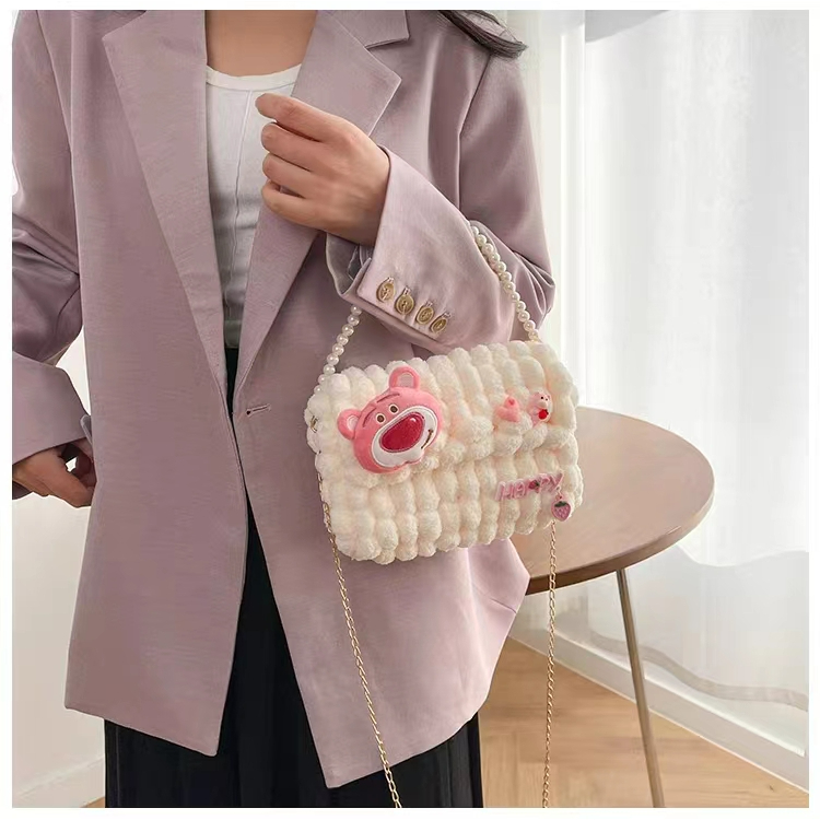 Túi đeo chéo túi handmade tự đan Thủ Công bear dâu Dễ Thương tự làm thủ công Quà cho bạn gái