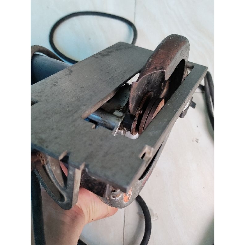 Máy cưa gỗ cầm tay Ryobi điện 110v