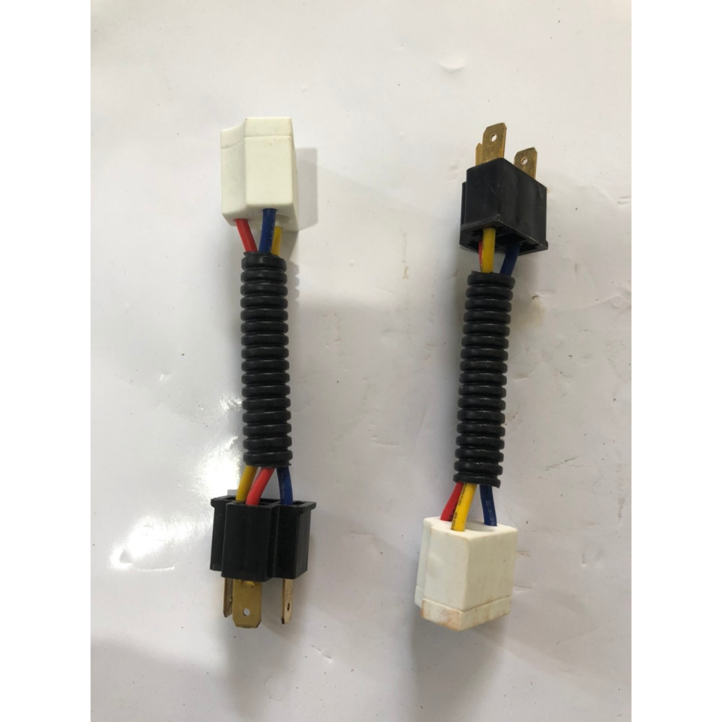 Rắc cắm bóng H4 3 chân RIP
