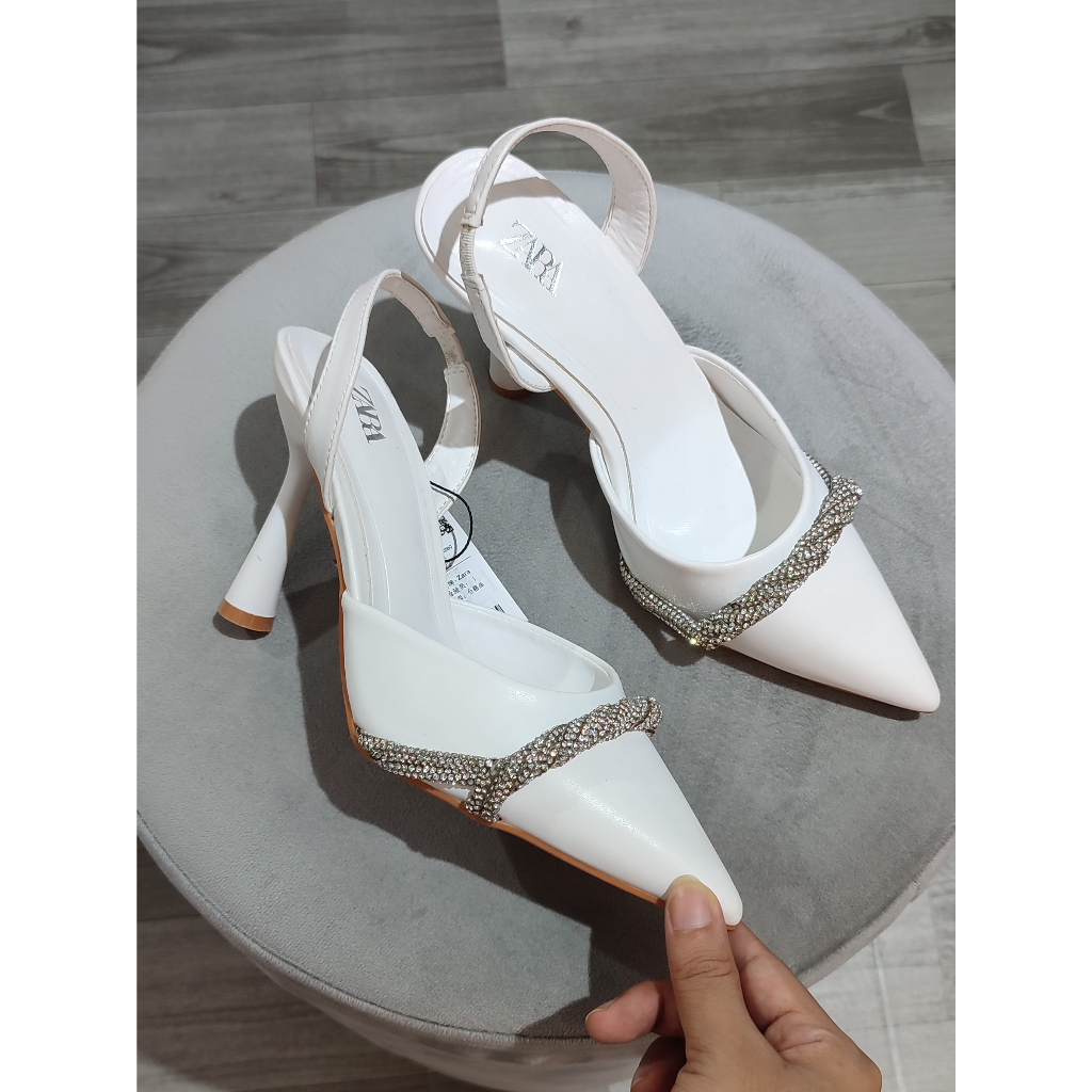 Slingback Zara cao gót bít mũi quai hậu rải đá trang trí 9p
