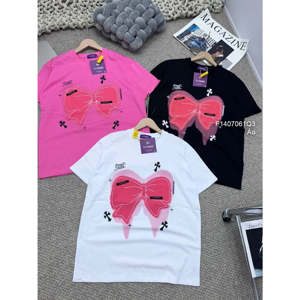 Áo thun form rộng phối hình nơ hồng in hình chữ thập tay con hàng đẹp!