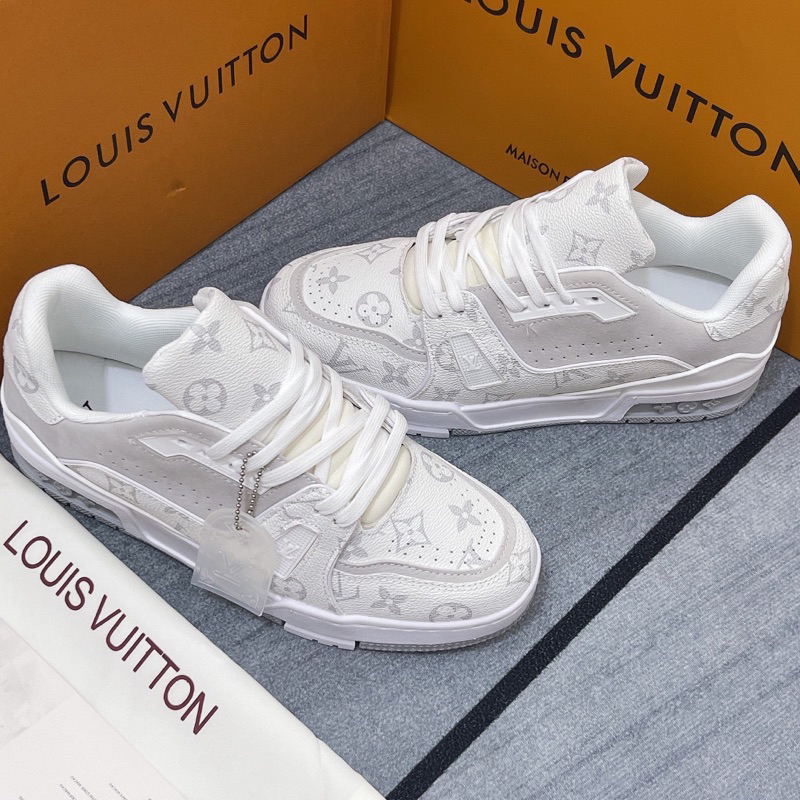 Giày Thể Thao Nam Nữ Loius Vuittonn Trainer White Grey Lai Au LV Xám Trắng Họa Tiết