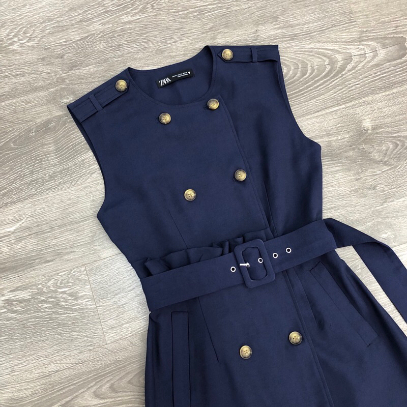 Đầm thiết kế xanh đen kèm đai