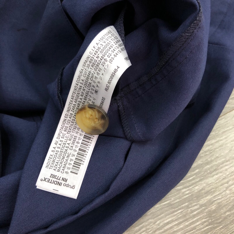 Đầm thiết kế xanh đen kèm đai