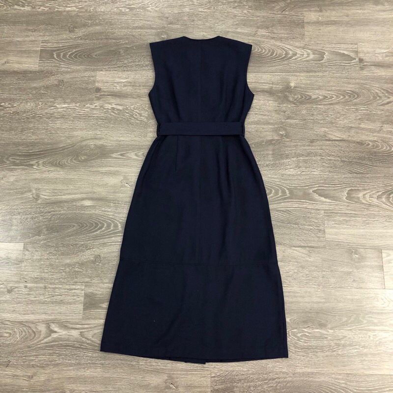 Đầm thiết kế xanh đen kèm đai