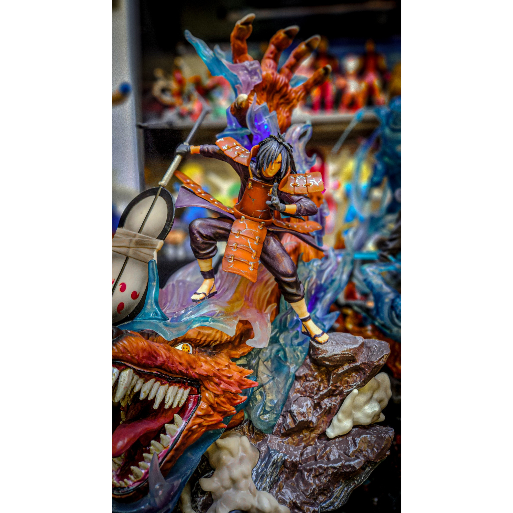 Mô Hình Madara Cưỡi Cửu Vĩ Bọc Susanoo Có Led Cao 42 Cm