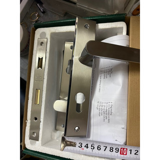  khoá tay gạt nhôm kính sắt,inox.. 7044-10tb huy hoàng 