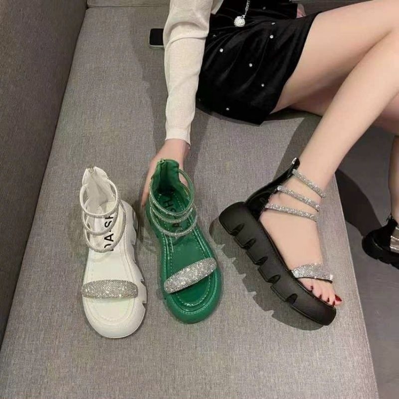 Sandal bánh mì QCCC siêu nhẹ êm chân