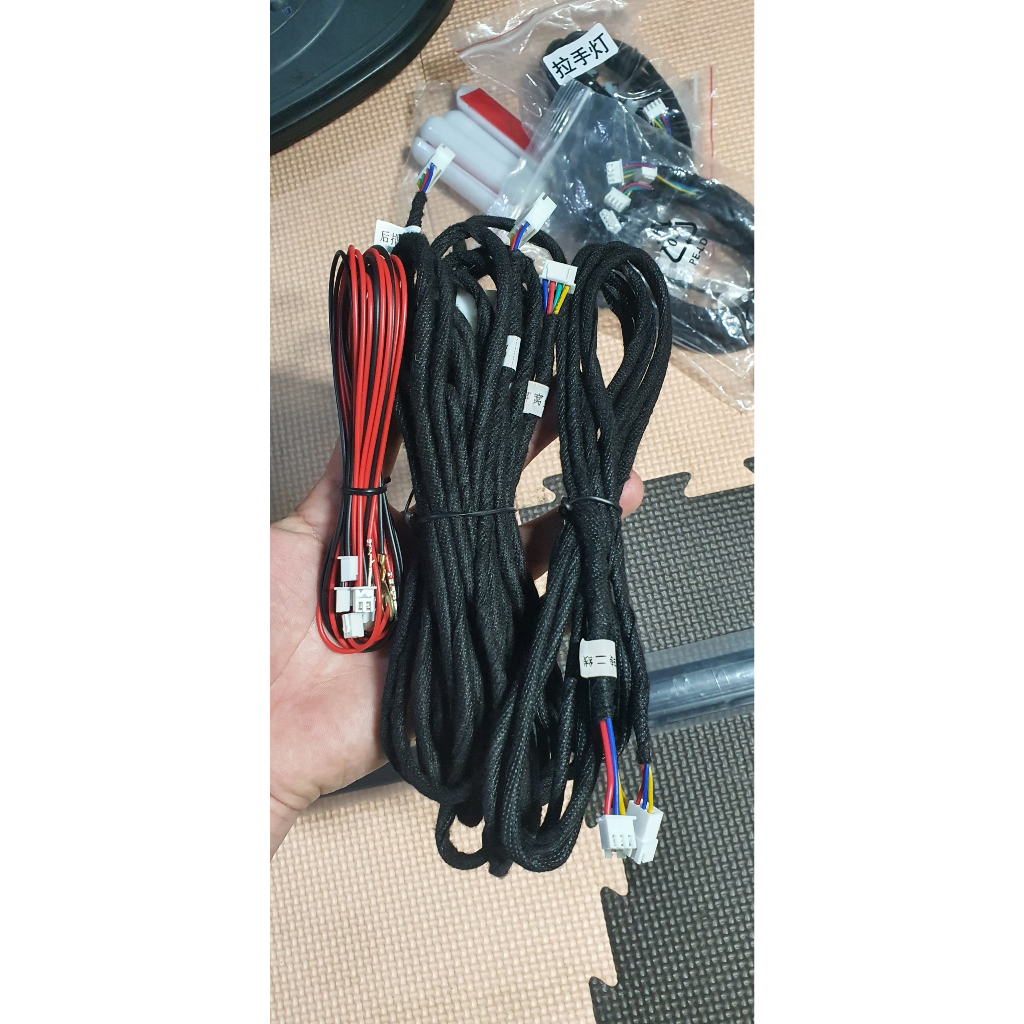 Led viền nội thất ô tô cao cấp V3 led hiệu ứng đổi màu và ma thật  tạo ra các  sóng ánh sáng đẹp mắt