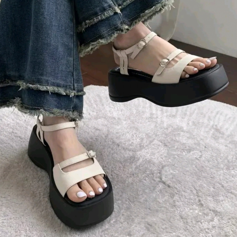 Sandal Dép Nữ Quai Khóa Vuông đế 5cm Planto