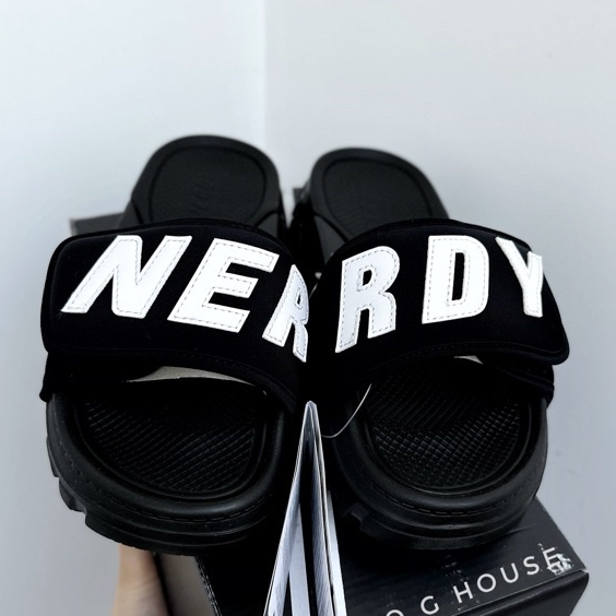 Dép Nerdy quai ngang đế cao, dép quai Thêu nam nữ Nerdy - Covernat C độn đế full box