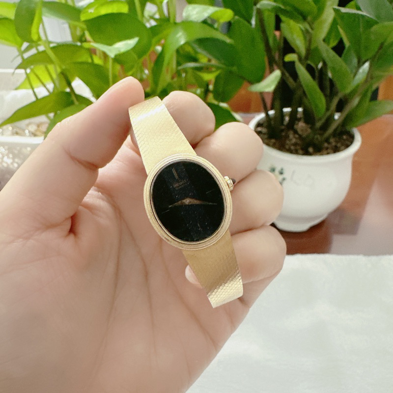 Đồng hồ nữ si nhật dáng dây lụa hiệu Seiko, bọc vàng full đuýt, dây khoá zin