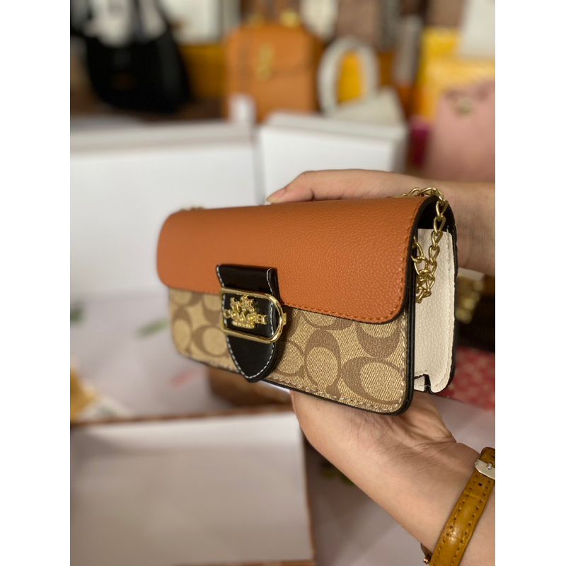 Túi Coach  lịch sự sang chảnh hàng nguyên seal có hộp làm quà tặng ok lắm nha!