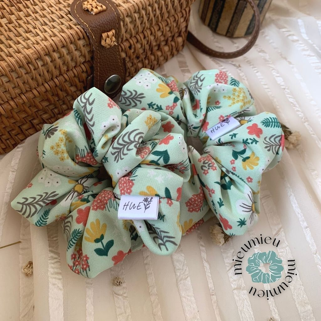 Cột tóc scrunchies handmade hoạ tiết hoa xinh xắn S1072