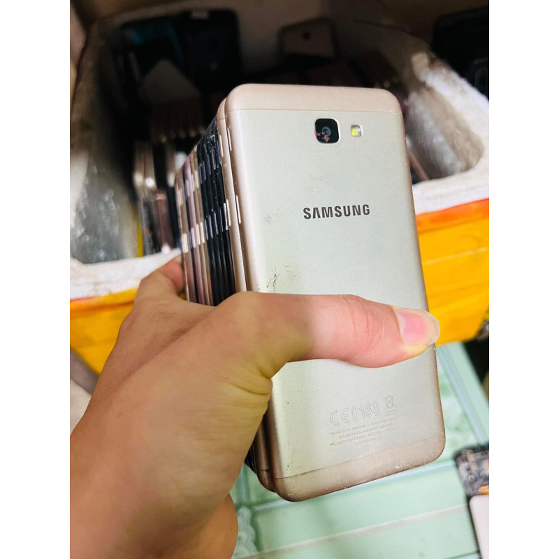 Xác điện thoại Samsung J7 Prime hư màn hình. Bao main rin full chức năng. BH 36 tháng
