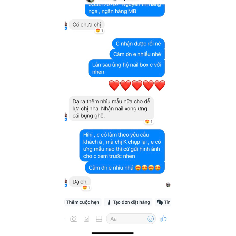 Móng tay giả thiết kế màu trắng đính đá, nail box theo yêu cầu