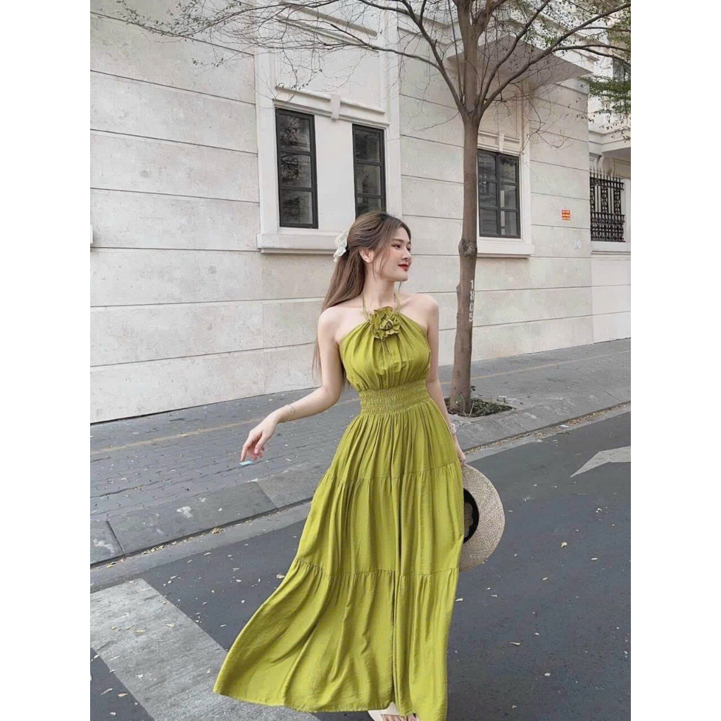 Đầm váy nữ lụa maxi đi biển xòe xinh xắn,đầm yếm đính hoa  màu hottrend dành cho các nàng bánh bèo