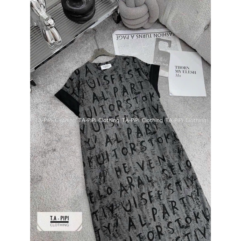 Đầm Xuông Tay Ngắn Viền Thun Rách Chữ QCCC Dáng Xuông Dài