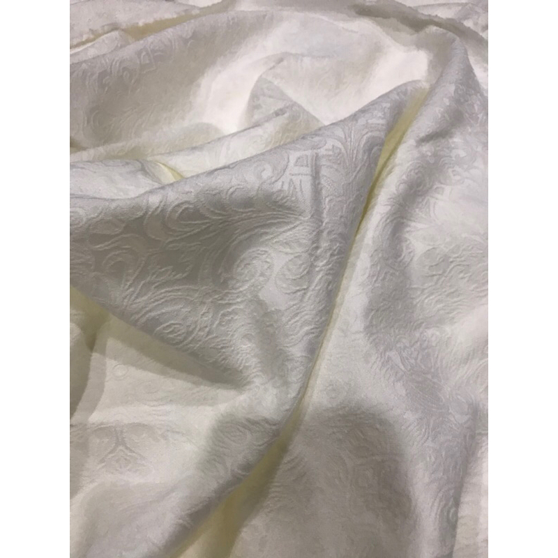Vải Gấm Trắng Kem Hoa Văn Sang Trọng Đẹp Sangmay đầm váy ,Vest,Blazer ,Comple thiết kế thời trang