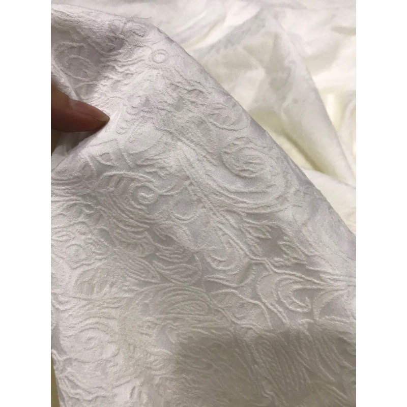 Vải Gấm Trắng Kem Hoa Văn Sang Trọng Đẹp Sangmay đầm váy ,Vest,Blazer ,Comple thiết kế thời trang