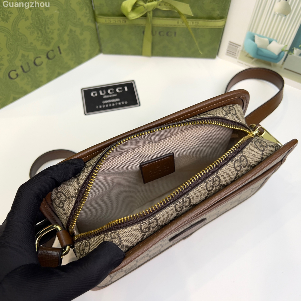 Túi hộp đeo chéo Gucci 1 khóa họa tiết monogram tag da 22.5x14x7cm fullbox bill thẻ LA on web