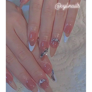 NailBox Thạch Viền Trắng Đính Đá
