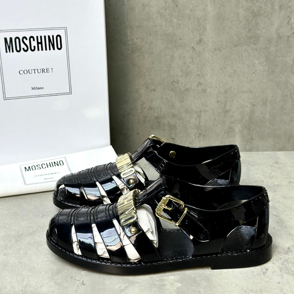 Dép Quai Sandal Moschino Màu Đen Chữ Vàng Cao Cấp