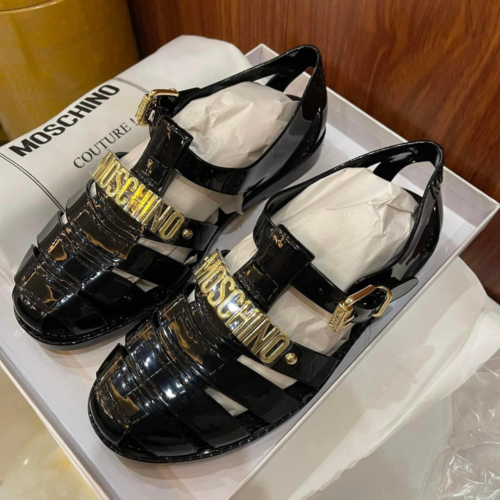 Dép Quai Sandal Moschino Màu Đen Chữ Vàng Cao Cấp