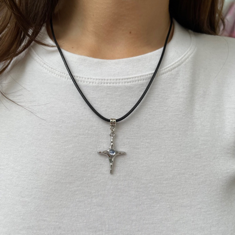 Vòng cổ dây da mặt sao chiếu lấp lánh