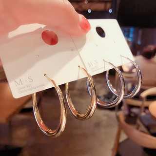 Bông Tai Tròn Lớn A17