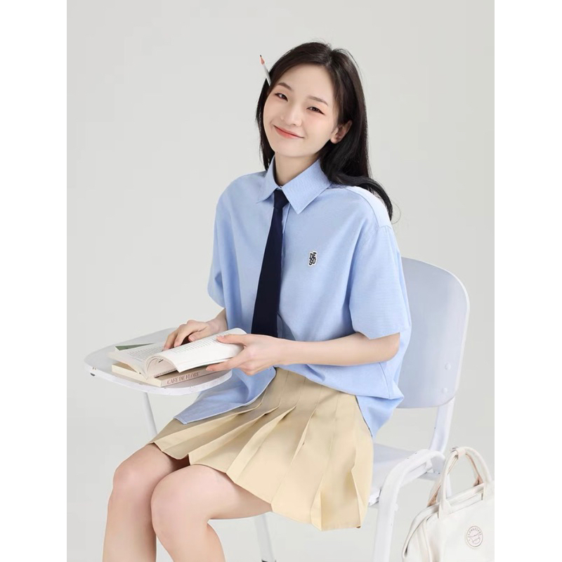 Áo sơ mi nữ cộc tay classic l Style công sở, học sinh trung học DESSUU