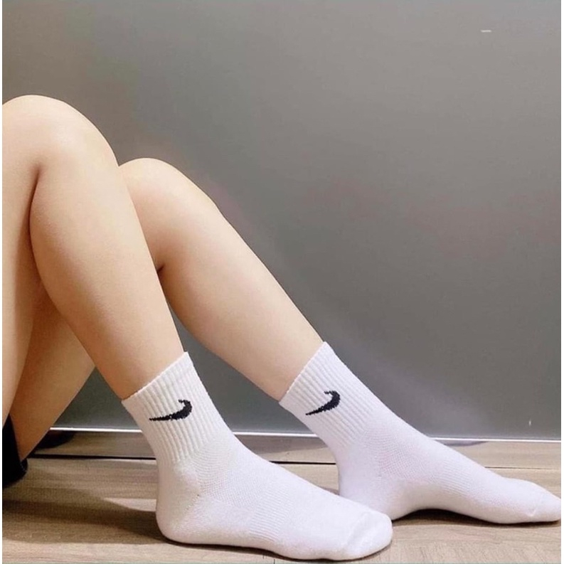 Tất Vớ_Nikee Màu Trắng Đen Cổ Trung Nam Nữ Vải Cotton Thời Trang