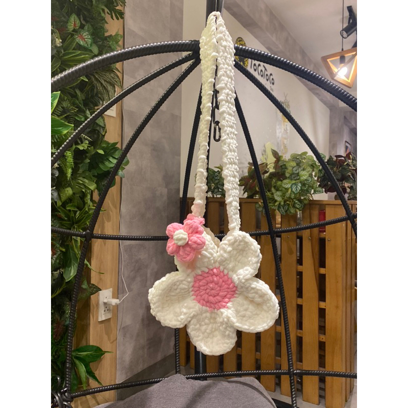 🌸 Bloom bag 🌸 - Túi đeo chéo hoa làm bằng len