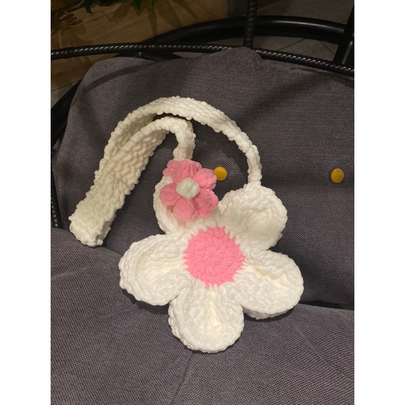 🌸 Bloom bag 🌸 - Túi đeo chéo hoa làm bằng len