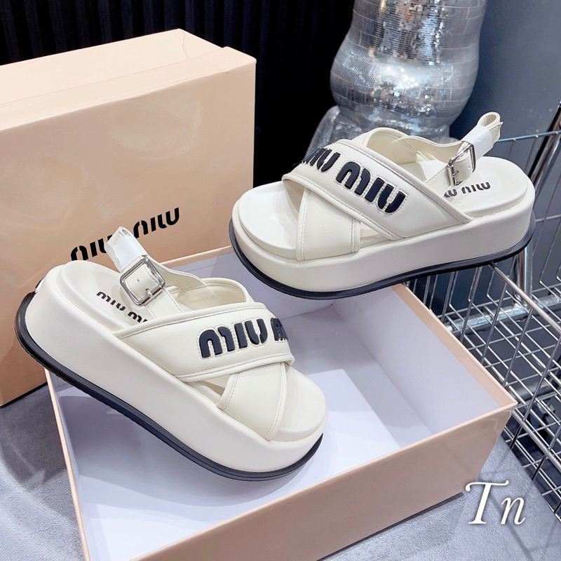 Sandal Đế Bánh Mì Quai Chéo Miumiu Trắng Đen Full Size 35-39  -  By Anh Dinh Phuong