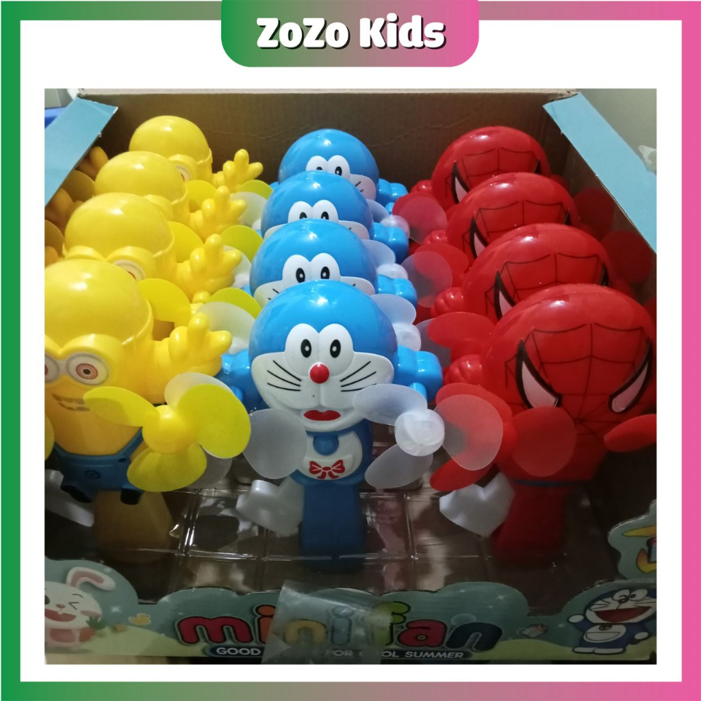 Quạt Bóp Tay Mini Hình Doremon, Mèo Kitty, Spider Man, Minions mini siêu đẹp