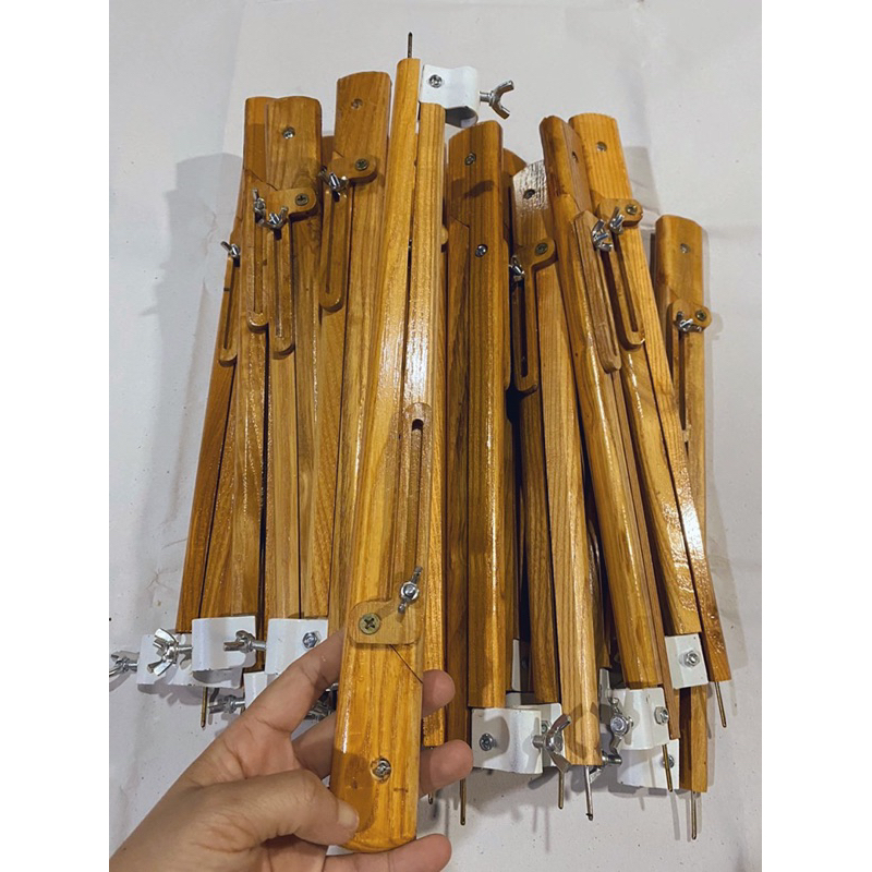 Compa gỗ sồi giáo viên