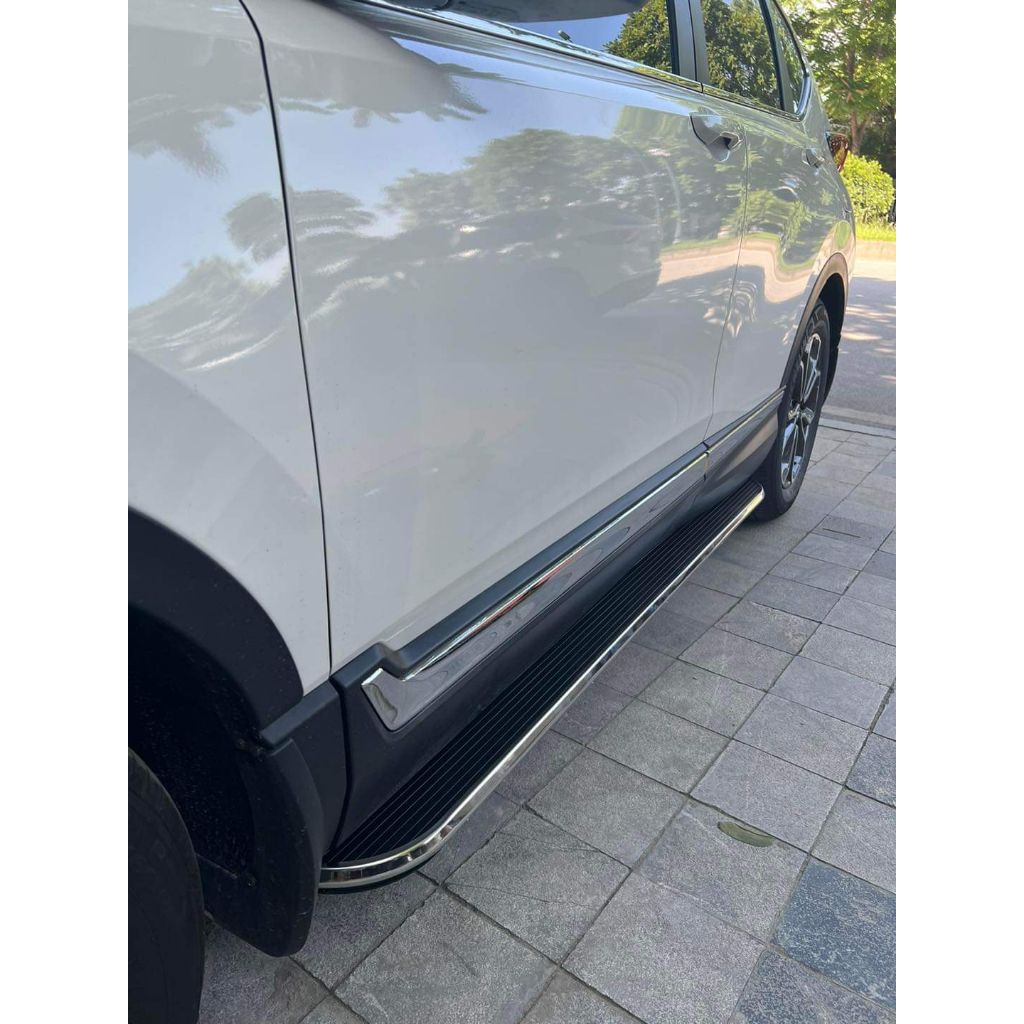 Bậc lên xuống, bệ bước chân xe ô tô Hyundai Creta