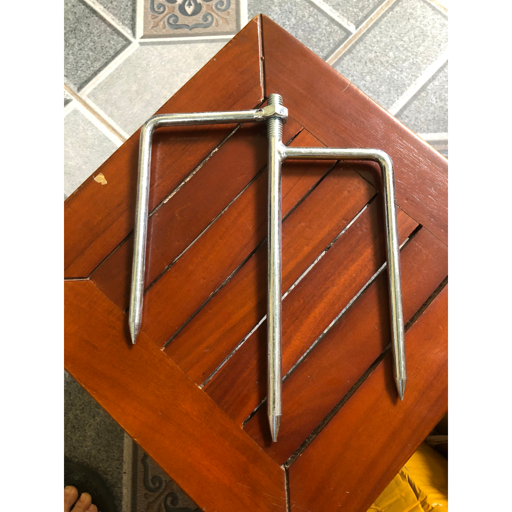 Chân cắm ô dù size 18cm và 26cm, chân cắm đất ô dù câu cá