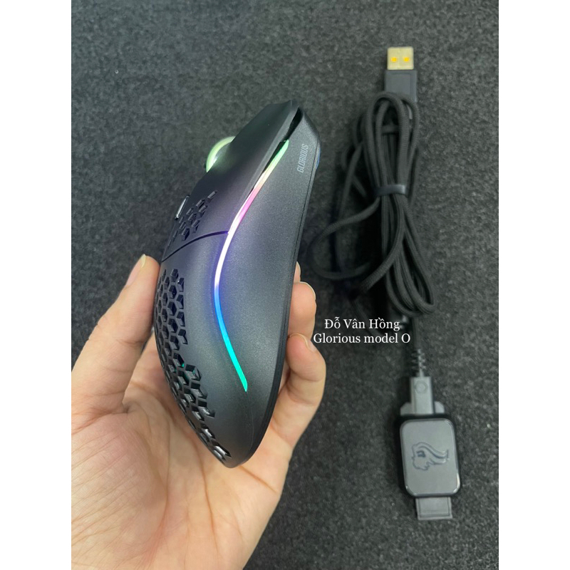 Chuột không dây siêu nhẹ Glorious Model O và D Wireless