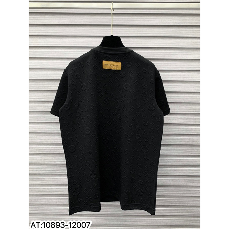 Áo phông nam cổ tròn thêu chữ nổi L.V chất xốp cotton