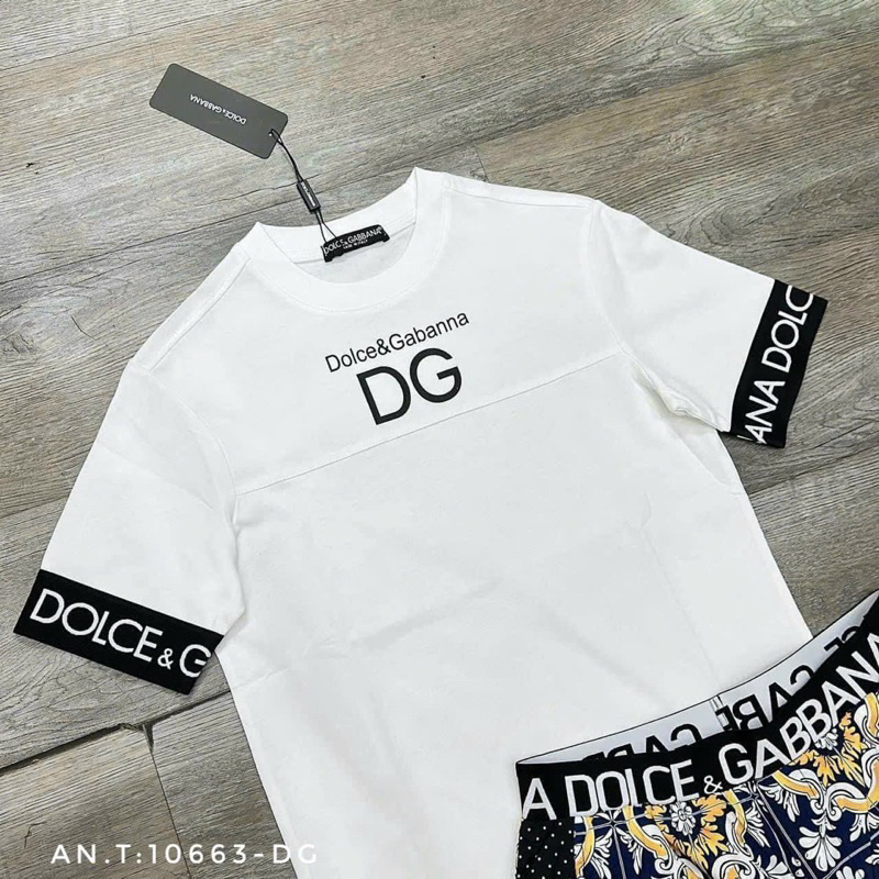 Áo phông nam cổ tròn D.G chất cotton mềm mát