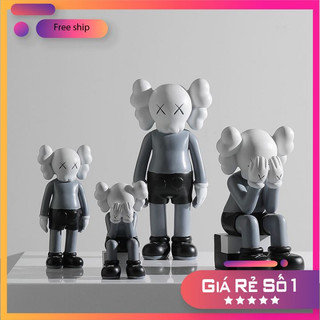 Mô hình nhân vật kaws trang trí nhà cửa độc đáo