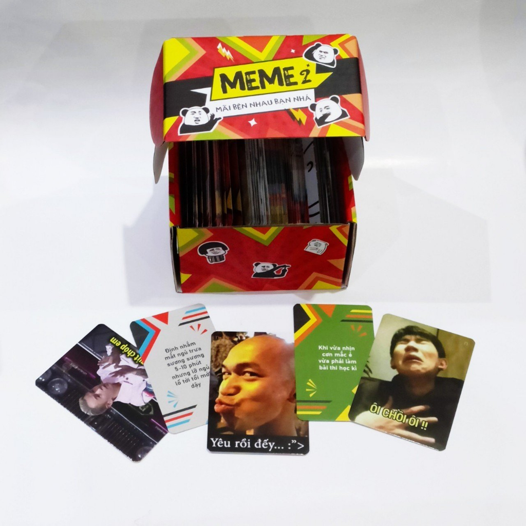Bộ bài MEME 2 gồm 250 lá, bộ bài siêu lầy và cực kì thú vị để chơi cùng bạn bè hoặc gia đình