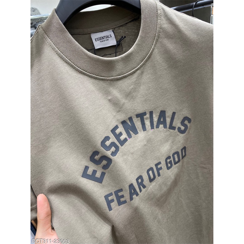 Bộ cộc Esse hoạ tiết chữ ,chất vải cotton thoáng mát ,lên fom dáng cực chất