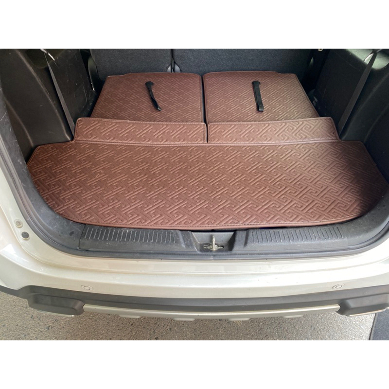 Thảm lót mặt cốp và lưng ghế hàng 3 Suzuki XL7
