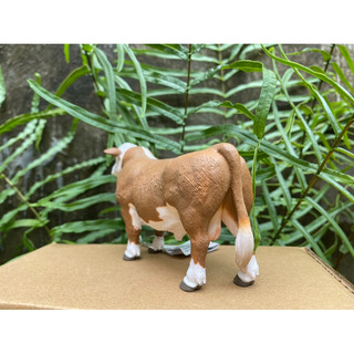 Mô hình động vật: Bò Hereford - Đực ( Chính hãng)